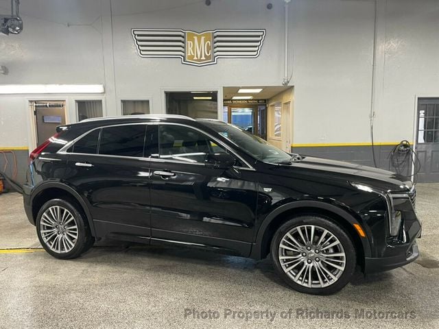 2024 Cadillac XT4 AWD 4dr Premium Luxury (C15523)