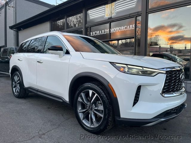 2022 INFINITI QX60 LUXE AWD (C15617)