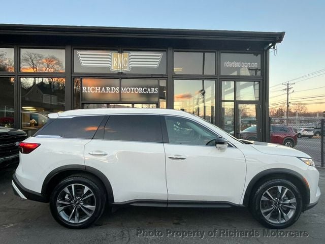 2022 INFINITI QX60 LUXE AWD (C15617)