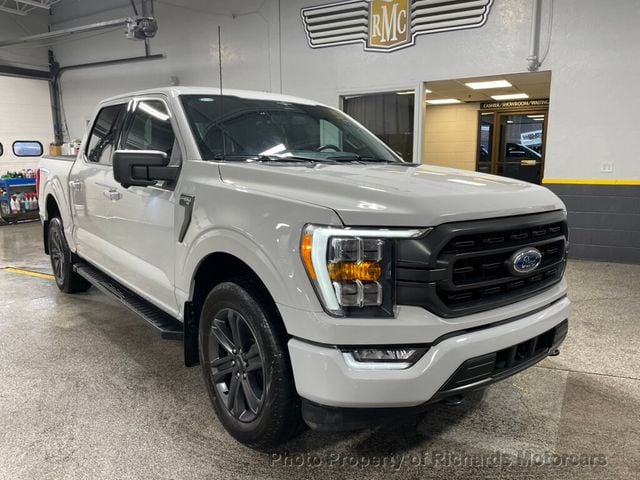 2023 Ford F-150 XLT 4WD SuperCrew 5.5' Box (C15727)