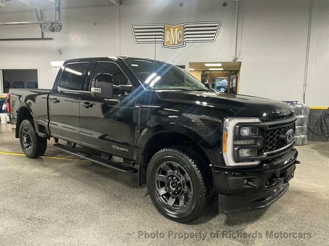 2023 Ford Super Duty F-250 SRW LARIAT 4WD Crew Cab 6.75' Box (C14840)