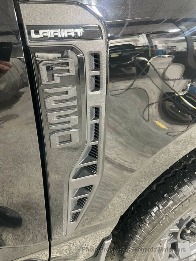 2023 Ford Super Duty F-250 SRW LARIAT 4WD Crew Cab 6.75' Box (C14840)