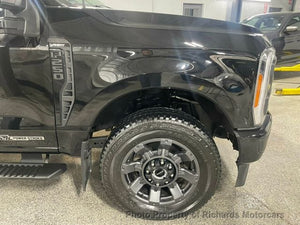 2023 Ford Super Duty F-250 SRW LARIAT 4WD Crew Cab 6.75' Box (C14840)