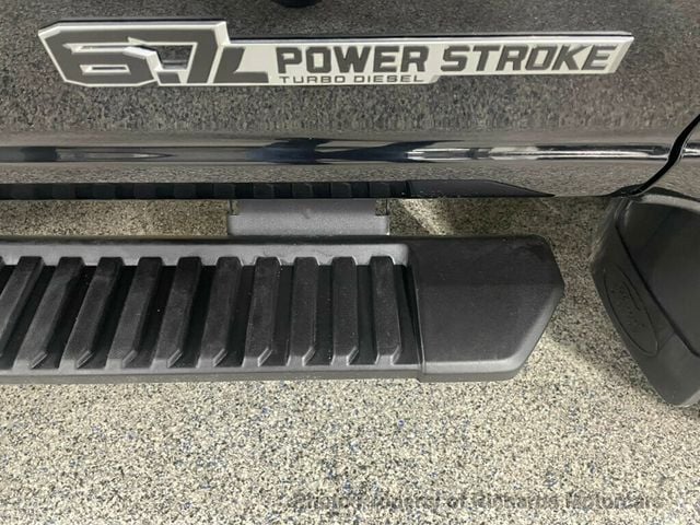 2023 Ford Super Duty F-250 SRW LARIAT 4WD Crew Cab 6.75' Box (C14840)