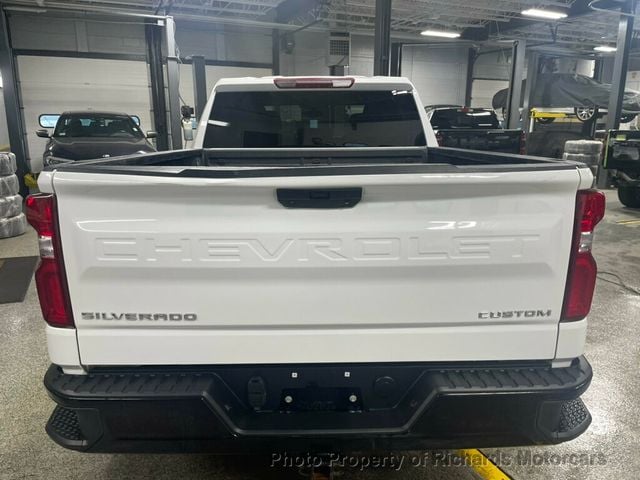 2022 Chevrolet Silverado 1500 LTD 4WD Crew Cab 157" Custom Trail Boss (C14811)