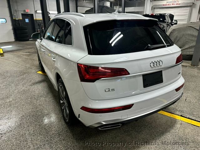 2023 Audi Q5 S line Premium Plus 45 TFSI quattro (C14825)