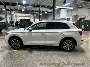 2023 Audi Q5 S line Premium Plus 45 TFSI quattro (C14825)