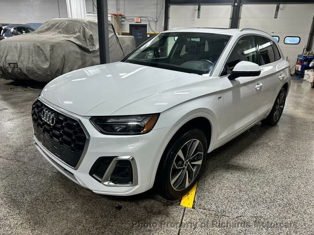 2023 Audi Q5 S line Premium Plus 45 TFSI quattro (C14825)