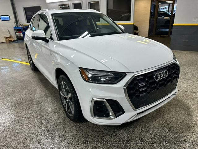 2023 Audi Q5 S line Premium Plus 45 TFSI quattro (C14825)