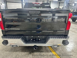 2024 Chevrolet Silverado 1500 4WD Crew Cab 157" LTZ (C14903)