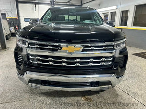 2024 Chevrolet Silverado 1500 4WD Crew Cab 157" LTZ (C14903)