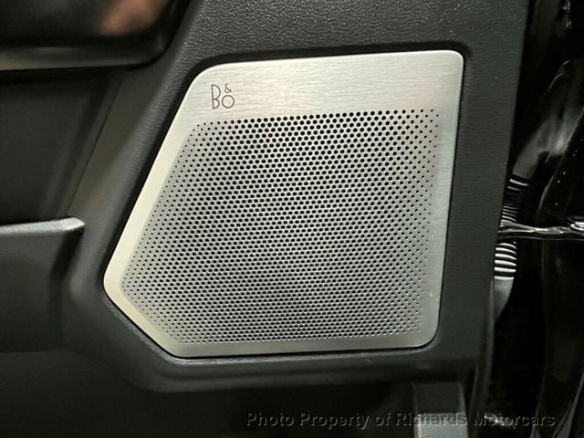 2023 Ford F-150 Platinum 4WD SuperCrew 5.5' Box (C15163)