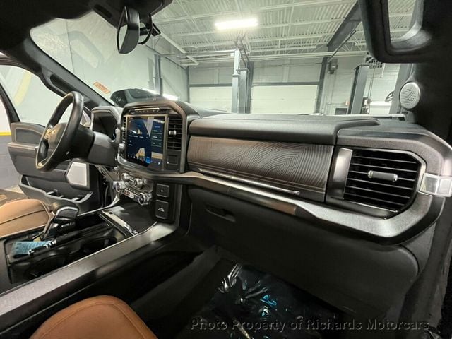 2023 Ford F-150 Platinum 4WD SuperCrew 5.5' Box (C15163)