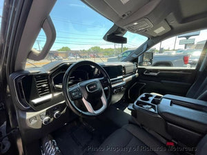 2023 GMC Sierra 1500 4WD Crew Cab 157" SLE (C15062)