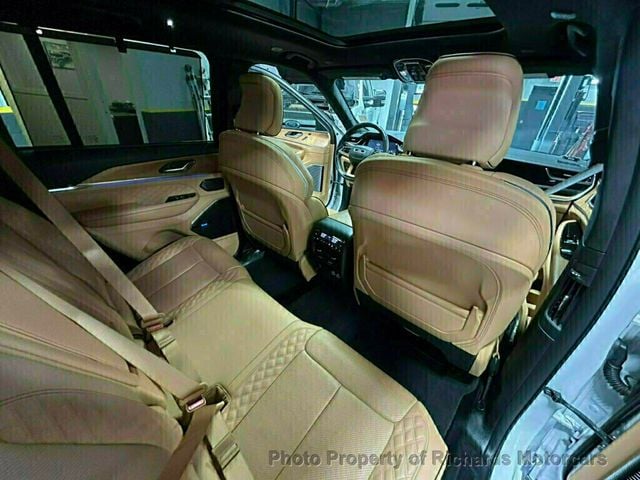 2022 Jeep Grand Cherokee Summit Reserve 4x4 (C15221)