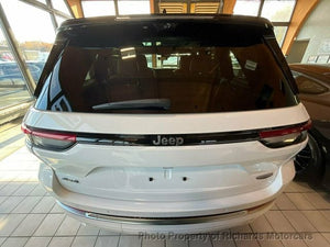 2022 Jeep Grand Cherokee Summit Reserve 4x4 (C15221)