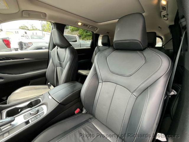 2023 INFINITI QX60 PURE AWD (C15216)