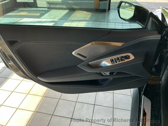 2023 Chevrolet Corvette 2dr Stingray Convertible w/2LT (C15231)