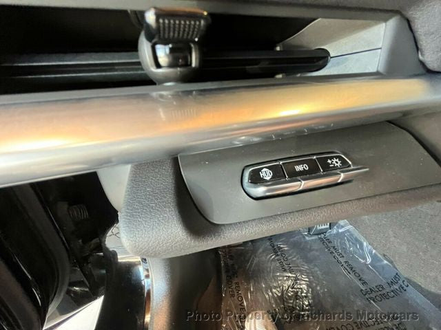 2023 Chevrolet Corvette 2dr Stingray Convertible w/2LT (C15231)