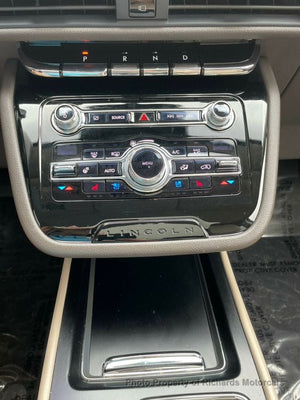 2020 Lincoln Corsair Reserve AWD (C15252)