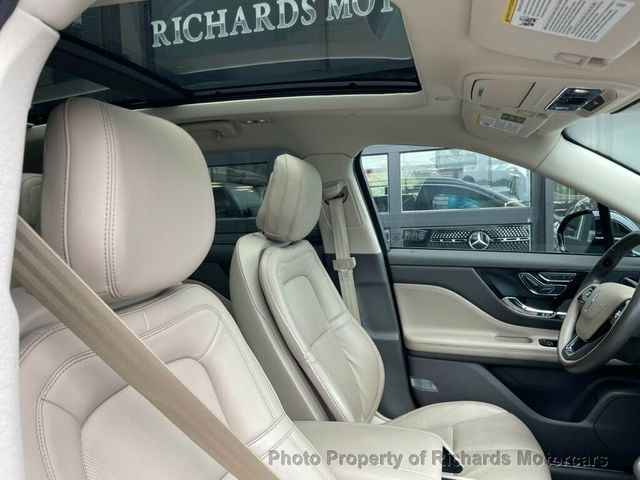 2020 Lincoln Corsair Reserve AWD (C15252)