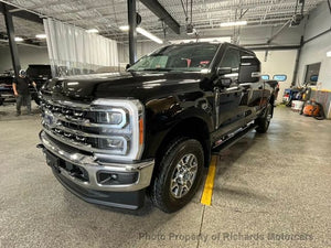 2023 Ford Super Duty F-350 SRW LARIAT 4WD Crew Cab 6.75' Box (C15240)