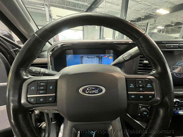 2023 Ford Super Duty F-350 SRW LARIAT 4WD Crew Cab 6.75' Box (C15240)