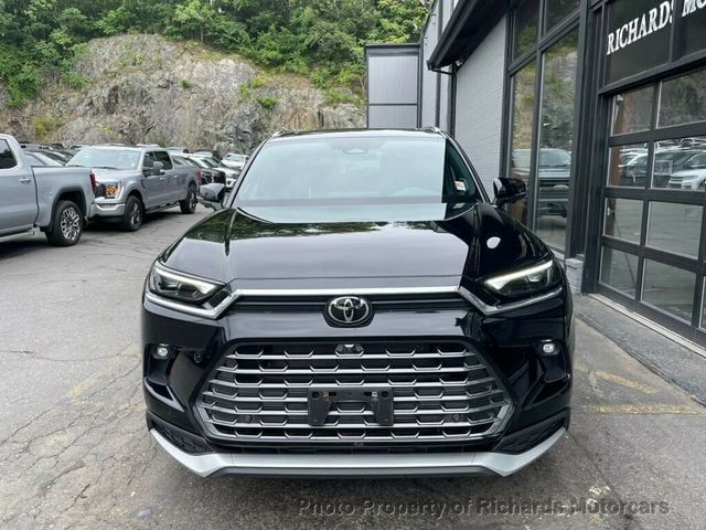 2024 Toyota Grand Highlander Platinum AWD (C15260)