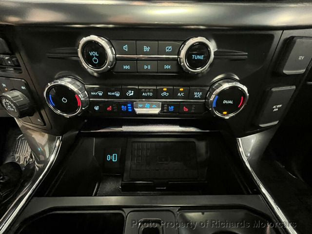 2023 Ford F-150 LARIAT 4WD SuperCrew 5.5' Box (C15287)