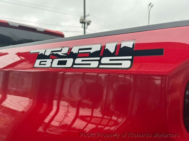 2021 Chevrolet Silverado 1500 4WD Crew Cab 157" Custom Trail Boss (C15255)