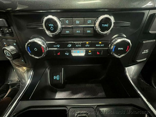 2023 Ford F-150 XLT 4WD SuperCrew 6.5' Box (C15353)
