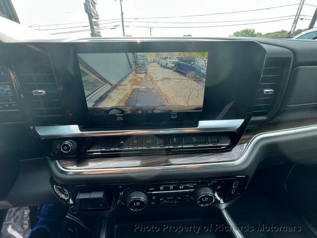 2024 Chevrolet Silverado 1500 4WD Crew Cab 157" RST (C15309)
