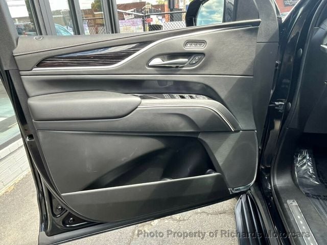 2022 Cadillac Escalade 4WD 4dr Sport (C15366)