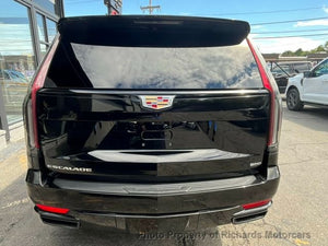 2022 Cadillac Escalade 4WD 4dr Sport (C15366)