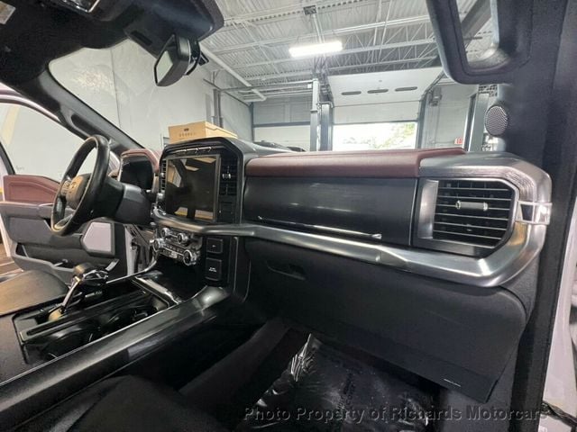 2023 Ford F-150 LARIAT 4WD SuperCrew 5.5' Box (C15393)