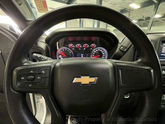 2022 Chevrolet Silverado 1500 4WD Crew Cab 147" Custom (C15478)