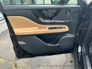 2021 Lincoln Corsair Reserve AWD (C15485)