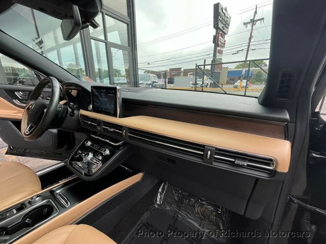 2021 Lincoln Corsair Reserve AWD (C15485)