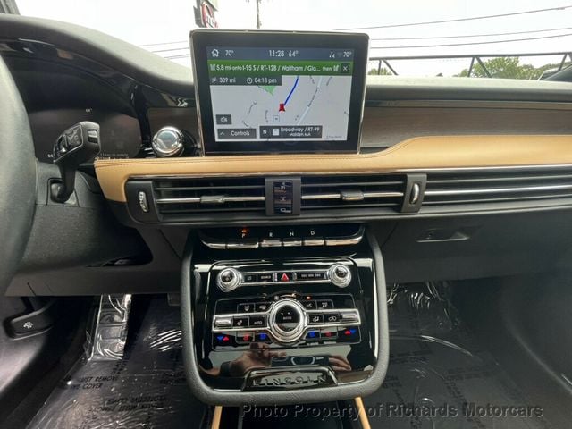2021 Lincoln Corsair Reserve AWD (C15485)