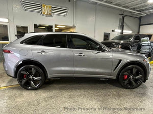 2024 Jaguar F-PACE SVR AWD (C15519)