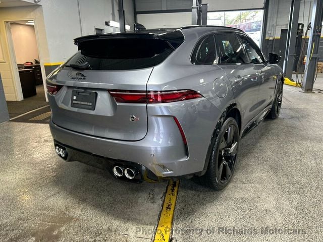 2024 Jaguar F-PACE SVR AWD (C15519)