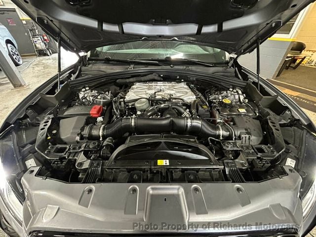 2024 Jaguar F-PACE SVR AWD (C15519)