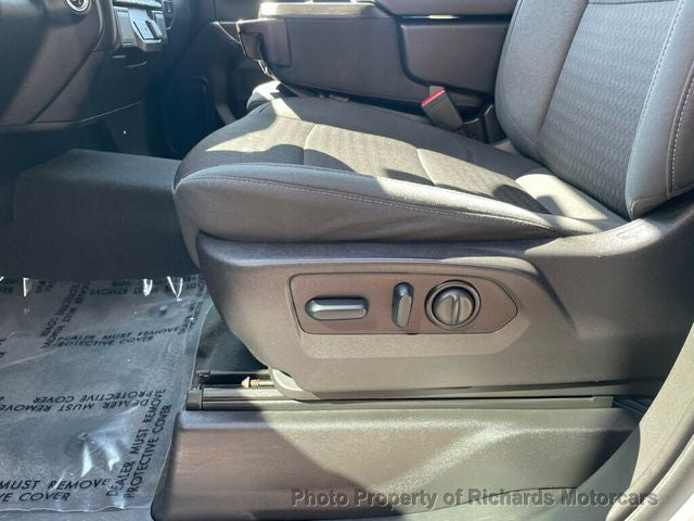 2022 Chevrolet Silverado 1500 LTD 4WD Crew Cab 157" LT (C15437)