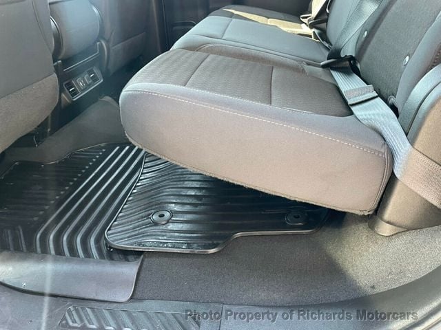 2022 Chevrolet Silverado 1500 LTD 4WD Crew Cab 157" LT (C15437)