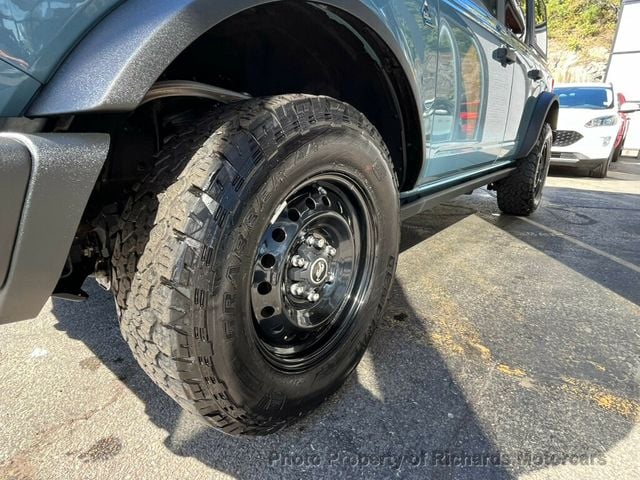 2023 Ford Bronco Black Diamond 4 Door Advanced 4x4 (C15498)
