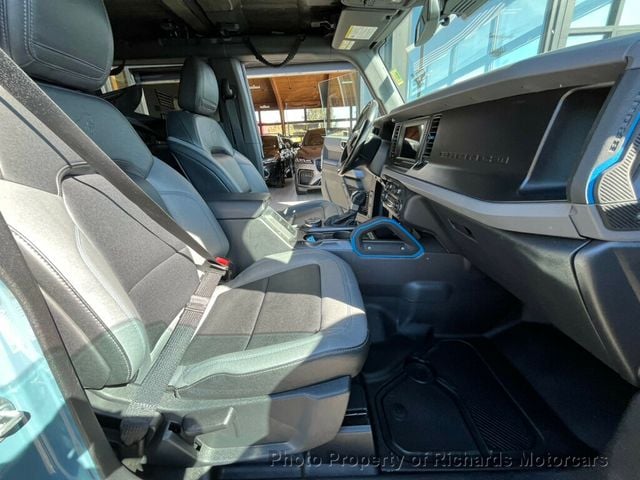 2023 Ford Bronco Black Diamond 4 Door Advanced 4x4 (C15498)
