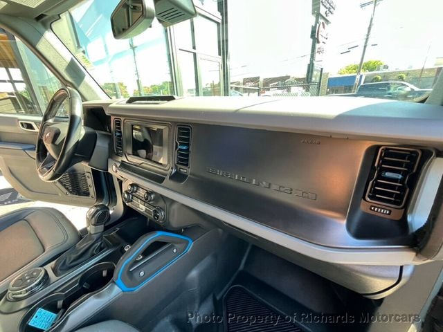 2023 Ford Bronco Black Diamond 4 Door Advanced 4x4 (C15498)
