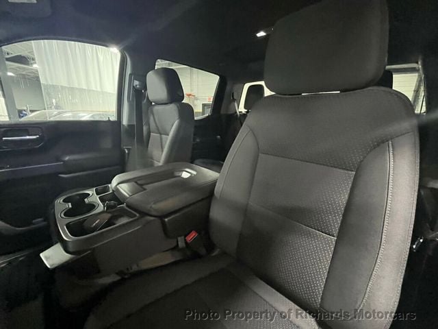 2022 GMC Sierra 1500 4WD Crew Cab 157" Pro (C15507)