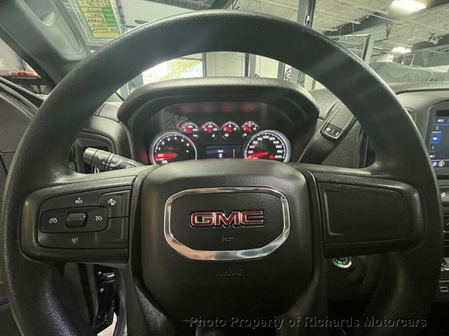 2022 GMC Sierra 1500 4WD Crew Cab 157" Pro (C15507)