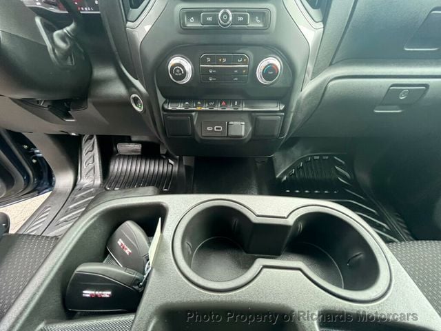 2022 GMC Sierra 1500 4WD Crew Cab 157" Pro (C15507)